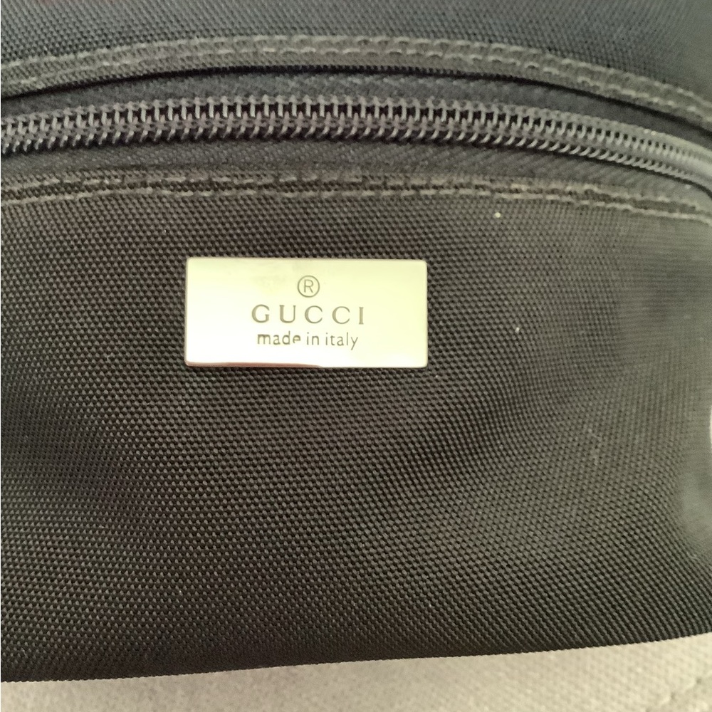 Super cute GUCCI vanity/cosmetic bag 💄🕶️🪒 - Picture 4 of 12